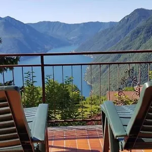 Villamarinapigra Vista , Pigra Italy